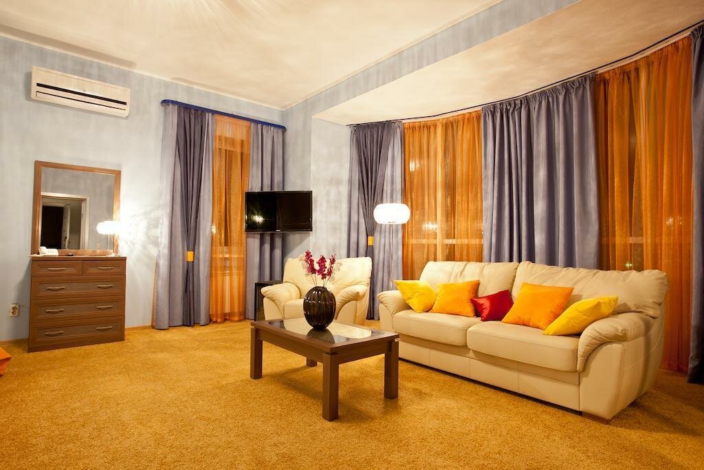 Гостиница Паддок Курган-4