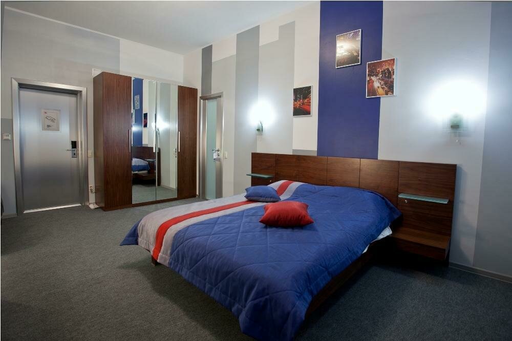 Гостиница Паддок Курган-5