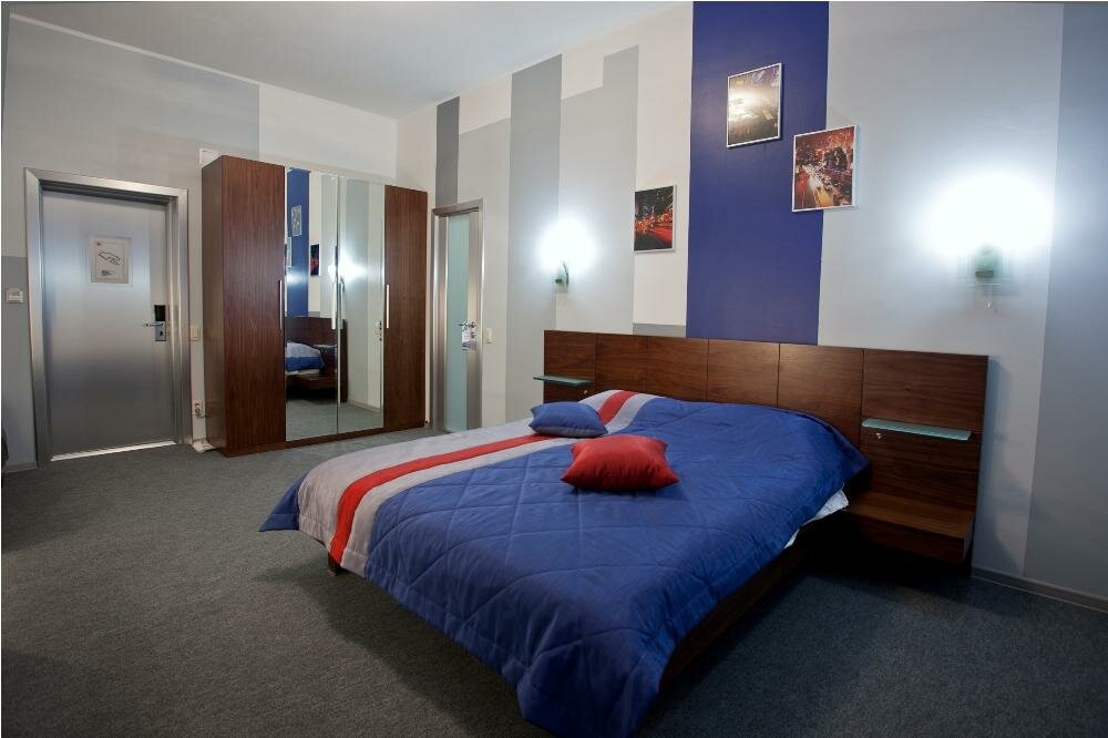 Гостиница Паддок Курган-198