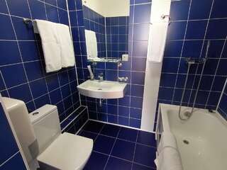 Гостиница Паддок Курган Люкс-4